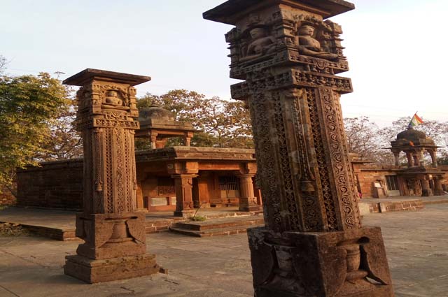Shri Digambar Jain Atishaya Kshetra, Devgarh, Uttar Pradesh